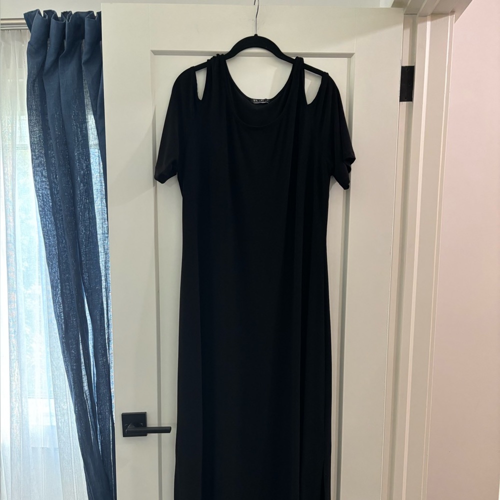 Bali Black Cold Shoulder Maxi Dress